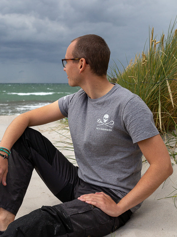 Jolly Roger Unisex T-Shirt | Grey