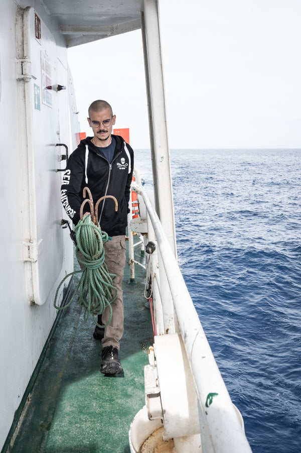 Felpa Unisex Jolly Roger | Nera - Nuovo logo